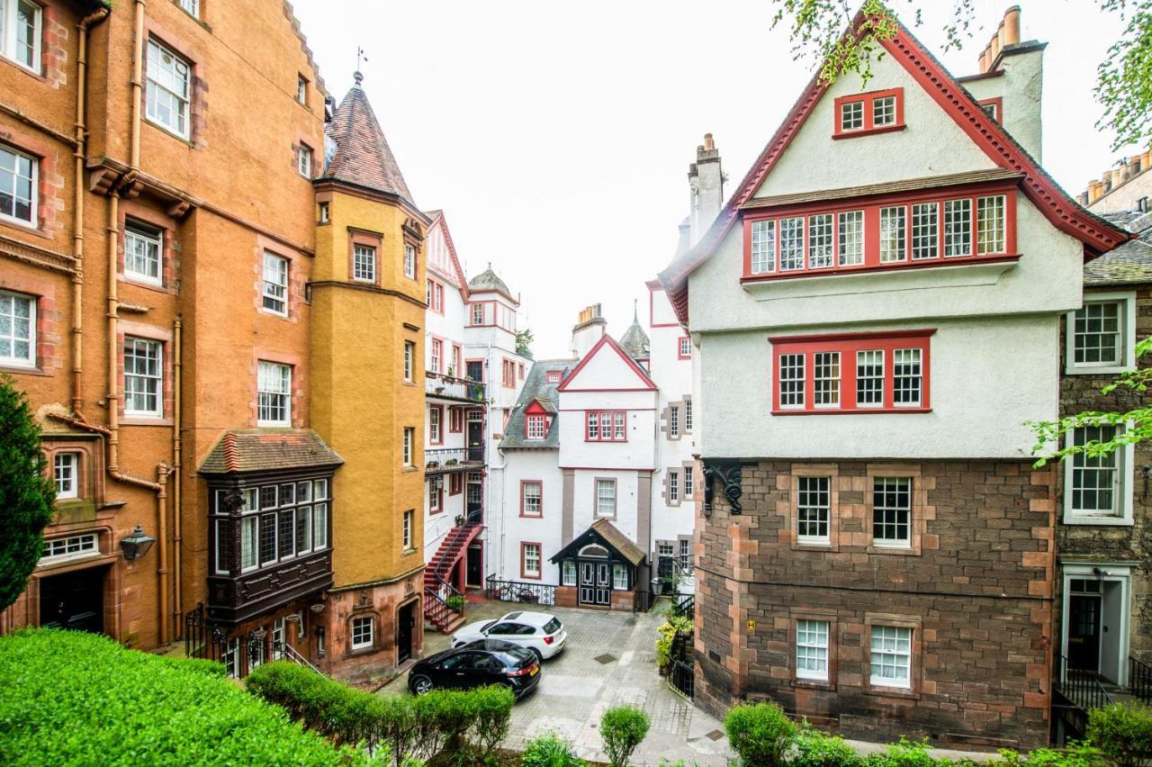 Famous House, 1 Minute From Edinburgh Castle Lägenhet Exteriör bild