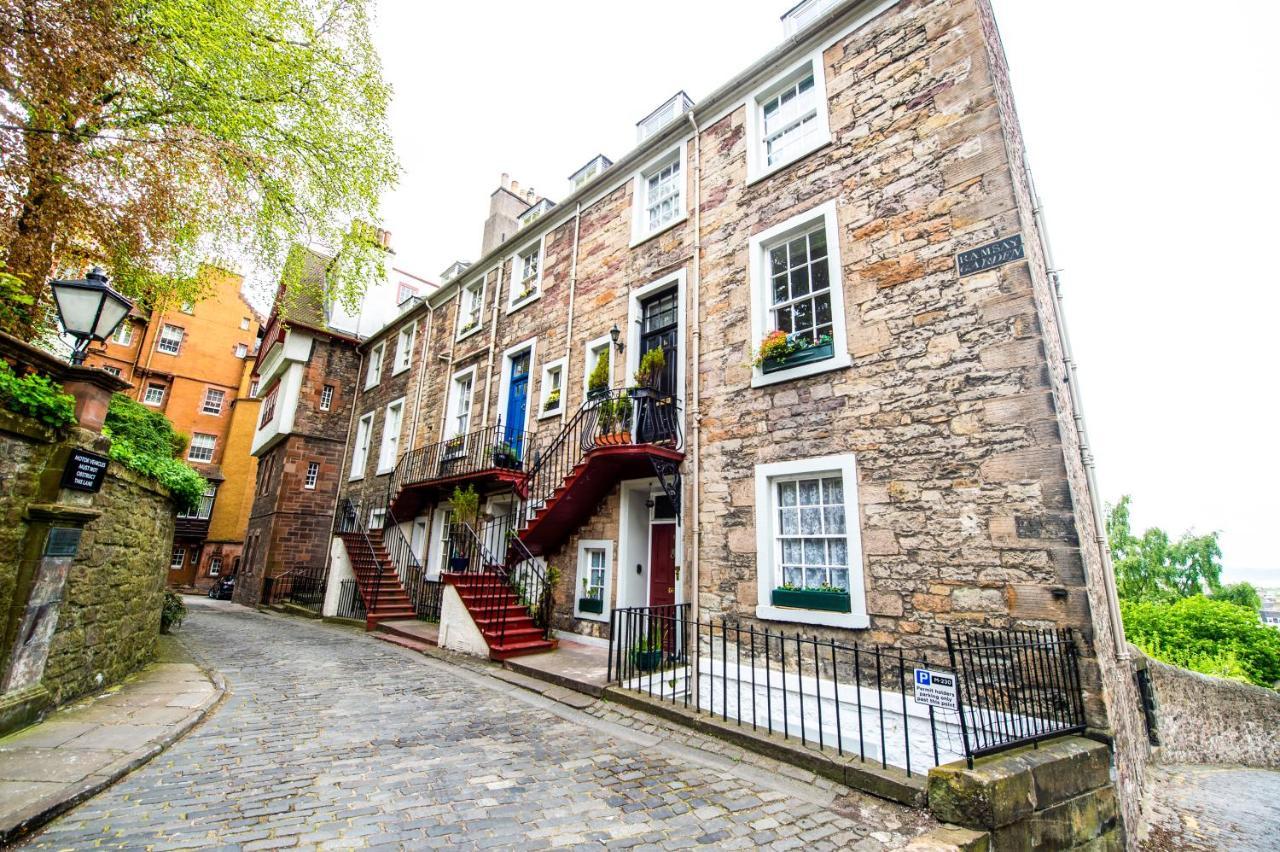 Famous House, 1 Minute From Edinburgh Castle Lägenhet Exteriör bild